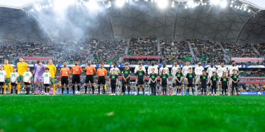 "ما حدث كارثة تحكيمية".. جماهير المنتخب السعودي تهاجم النقبي