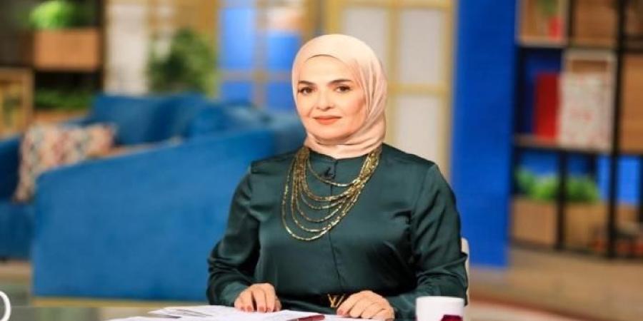 رحلة «منى عبد الغني» الفنية تجمع بين التمثيل والغناء والتدريس