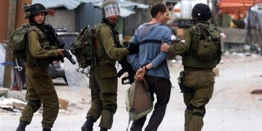 الاحتلال يعتقل 15 فلسطينيا من الضفة بينهم طفل - مصر بوست