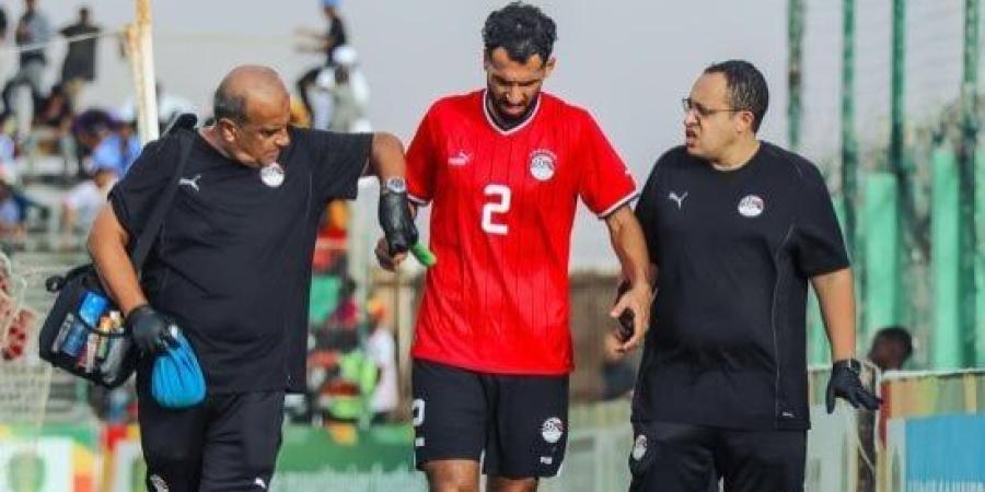 خالد صبحي يبدأ تدريبات الجري على هامش مران المصري استعداداً للزمالك