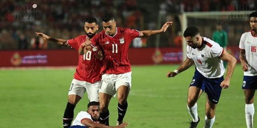 مصر ضد بوتسوانا .. شاهد رد فعل مصطفى محمد بعد استبداله